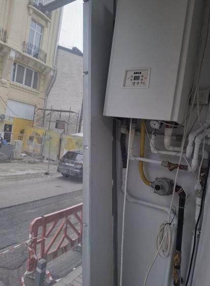 Zona Unirii 50 mp vad comercial stradal
