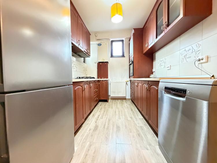 3 Camere || Parter Înalt || Curte - 4