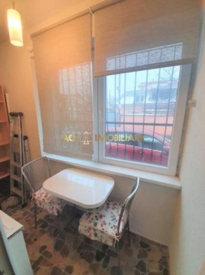 2 Camere de inchiriat | 13 Septembrie | Centrala Proprie | Parcare