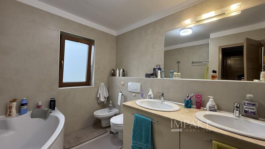 Casa deosebita 6 camere Faget cu teren generos de 1100 m2