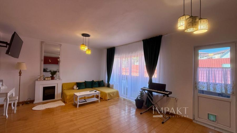 Apartament pe 3 niveluri cu 4 camere in Manastur