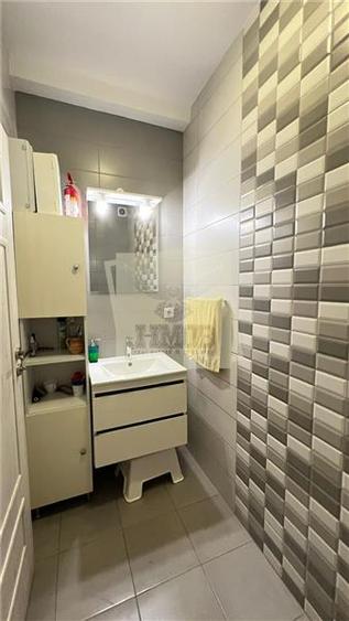 Casa 4 camere 3 bai si 2 parcari in Selimbar
