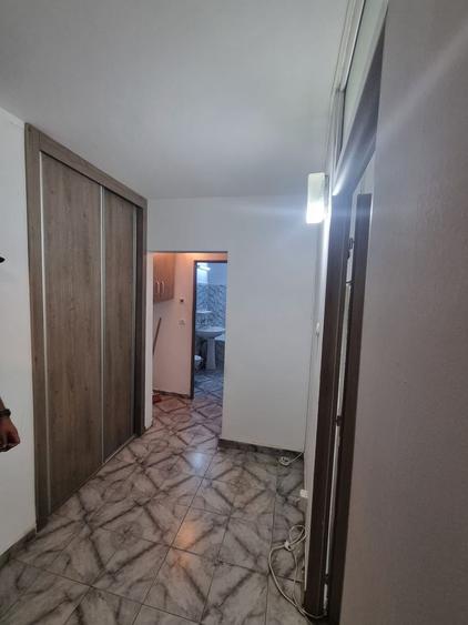 Faleza nord-apartament 2 camere decomandat cu gaze