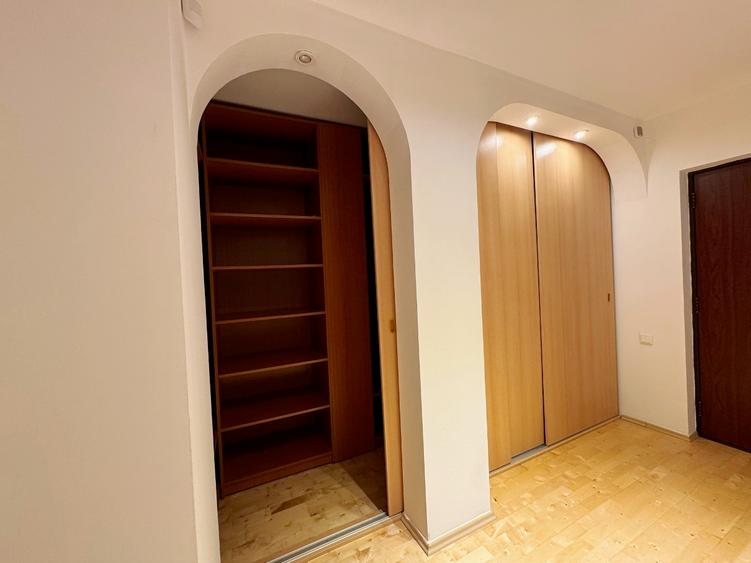 Apartament 3 camere renovat// Aviatiei