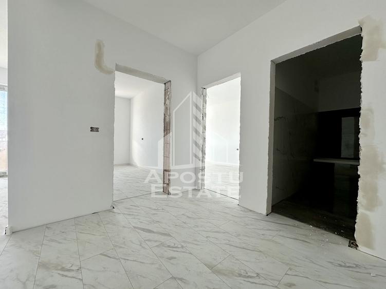 Apartament cu 3 camere, etaj intermediar, Giroc