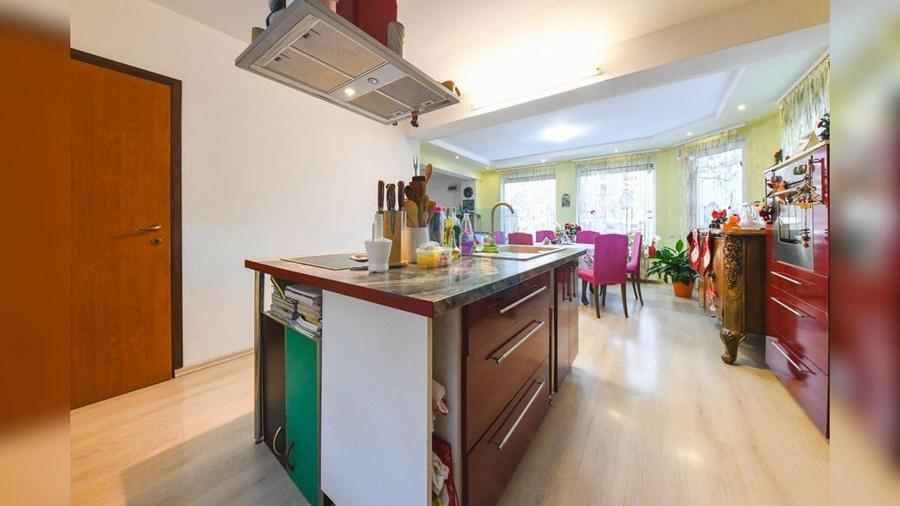 COMISION 0! Casa 4 camere 170 mp, teren 500 mp, cartierul  Europa