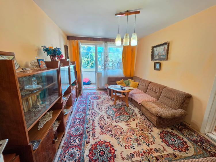 Apartament 2 camere liber la vanzare zona Astra str.Neptun etaj 1 balcon mare