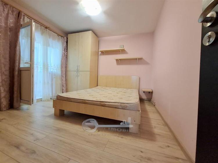Apartament 2 camere, Cug la bd, etaj 2, baie cu geam, mobilat, vedere dubla 60 m