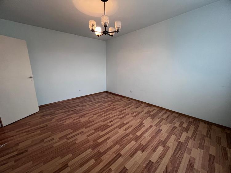 Apartament 2 camere,decomandat – Zona Nicolae Bălcescu