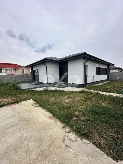 CASE INDIVIDUALE ÎN CLINCENI – CENTRAL, TOATE UTILITĂȚILE