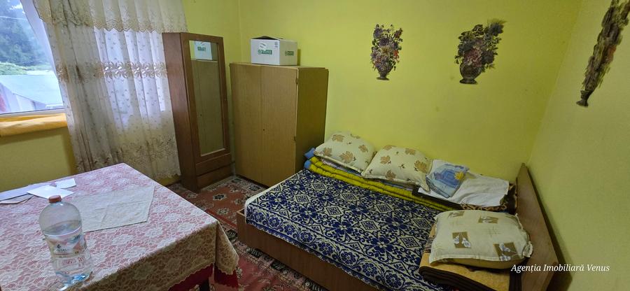 Apartament 4 camere zona Peco Cristal, str.Savenilor