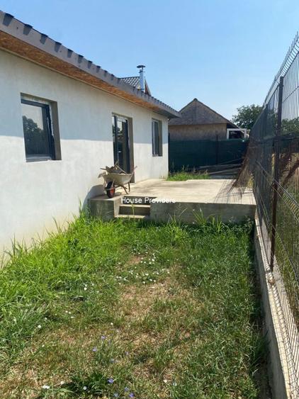 Vanzare casa la alb, Tunari, la 10 minute de centura A0