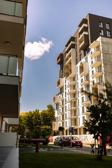 Apartament 2 camere, etaj intermediar