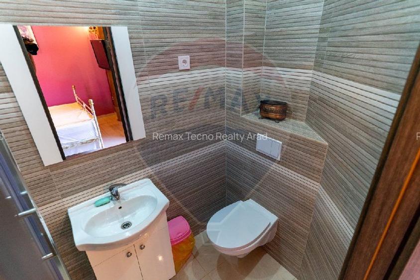 Hotel / Pensiune de închiriat sau vanzare în zona Central,Hunedoara - 16
