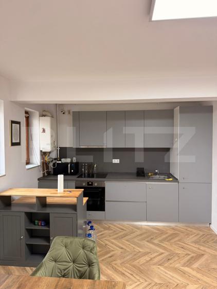 Apartament cu 2 camere, parcare inclusa in pret, zona Vivo