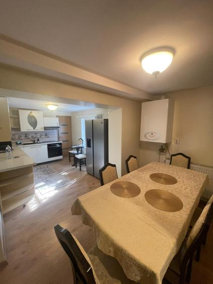 Casă individuală 200 mp, teren 4.5 ari, zona Vasile Alecsandri