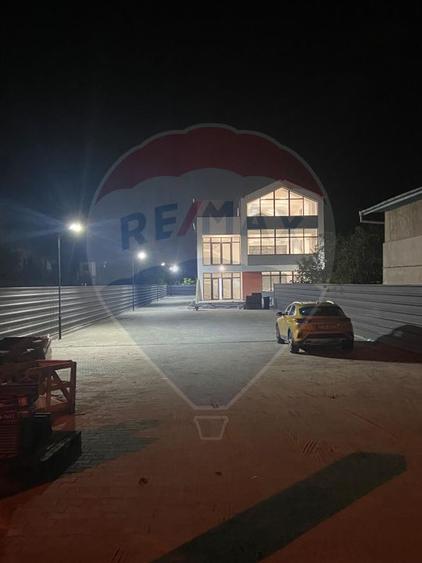 Inchiriat Spațiu comercial/locuit/birouri de 410mp în zona Nord BUFTEA