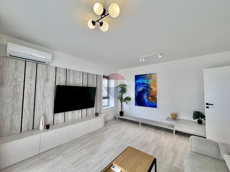 Apartament 3 camere de închiriat în AKCENT CITY
