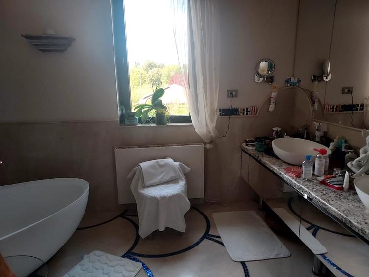 CLUB SNAGOV-VILA SUPERBA, TOTAL PRIVACY,FINISAJE LUX,CURTE 2000 MP,565000 EURO