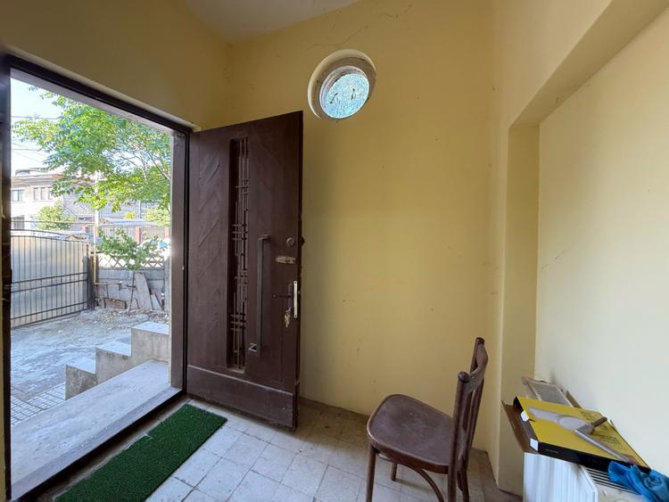 Ultracentral Ploiesti – parter de vila cu sarmul anilor ’50