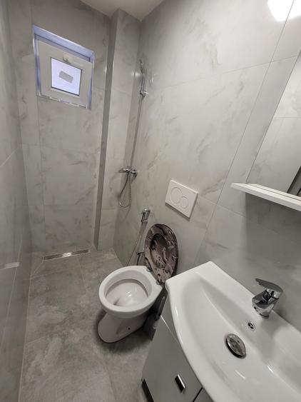 Apartament complet renovat cu centrala