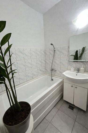 Apartament cu 1 cameră decomandat - etaj 1 - Nicolina 1