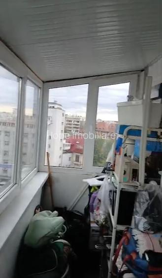 Ultracentral - Piata Romana - Apartament 2 camere decomandat