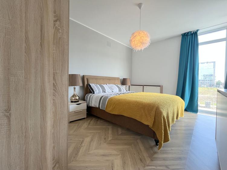 Apartament de inchiriat -2 camere + parcare