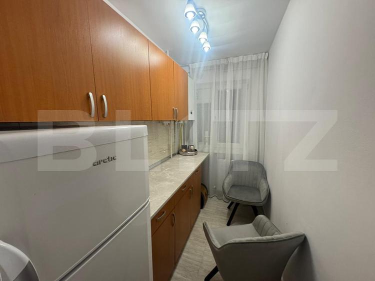 Apartament 2 camere, 38 mp, zona Racheta - Craiovita Noua