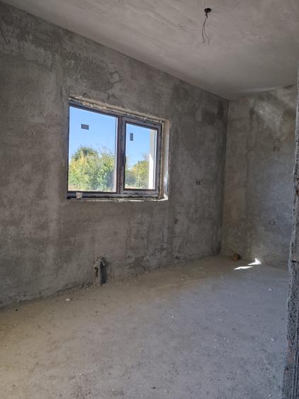 Eleganță arhitecturală și confort absolut 4 camere 3 bai P+1+pod terasa la cheie