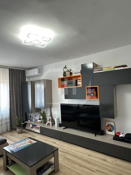 Apartament 2 camere, intermediar, 2 boxe, Zorilor