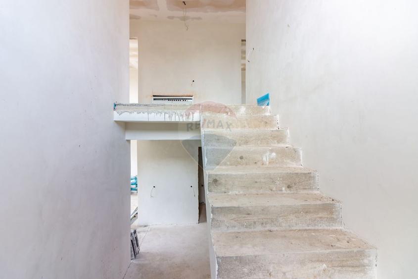 Casă nouă de vanzare cu 6 camere | Balotești | Proximitate pădure