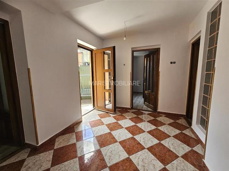 Casa 4 camere, S 110 mp Centru cu panouri pretabil servicii, birouri. - 8