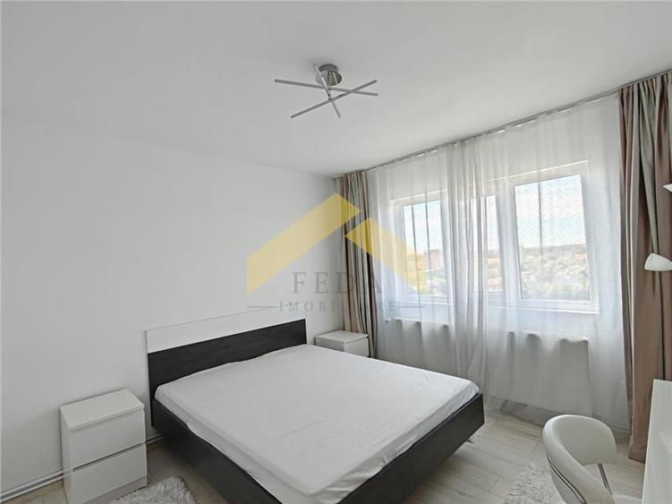 Apartament 3 camere de vanzare zona Bancilor
