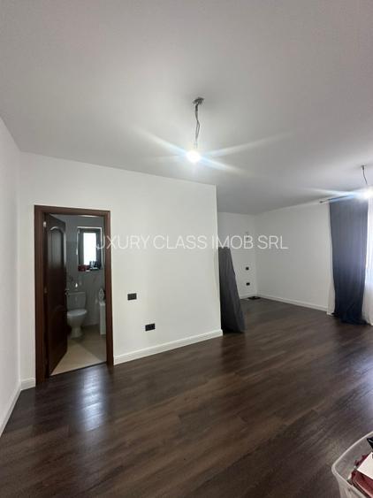 Vila Individuala/Spatiu Comercial Bragadiru -Cristalului - 16