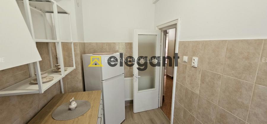 2 camere transformate in 3, Ultracentral-Primarie - 8