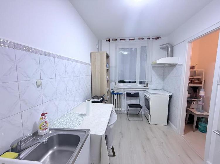 INCHIRIERE APARTAMENT 3 CAMERE - METROU RAUL DOAMNEI - 540E - MOBILAT- UTILA