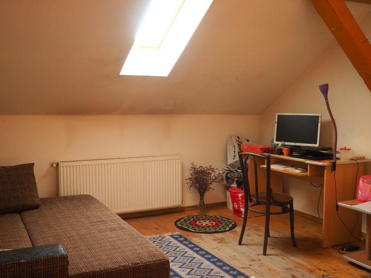 Casa de vanzare in zona Iosefin -Mangalia (curte+gradina)