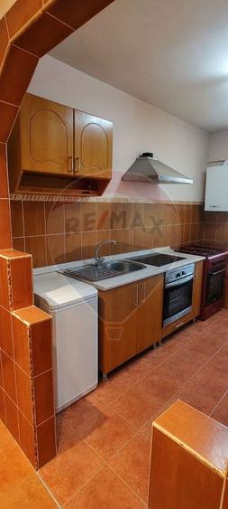 Apartament cu 2 camere de vânzare în zona Central