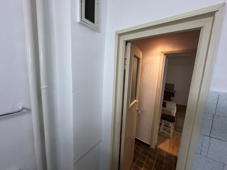 Berceni | 2 camere | Prox. Metrou | Etaj 1 |