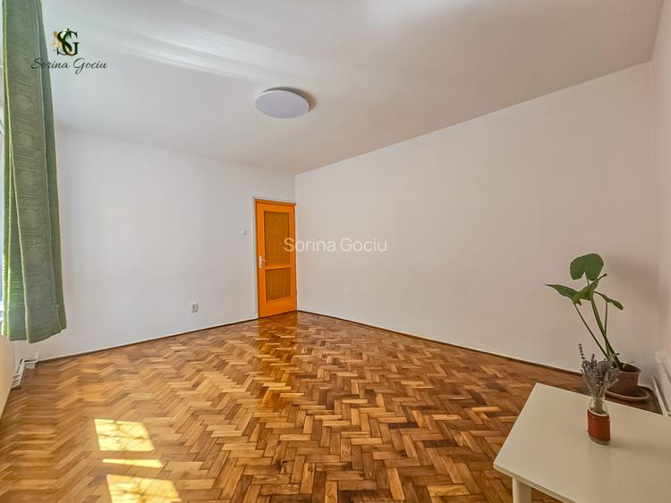 Apartament cu 3 camere decomandate, Centrul Civic - 2