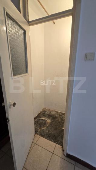 Apartament de vanzare, cu 3 camere, 76 mp, zona Micro 17 - 12
