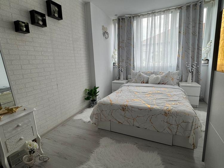 Apartament cu 3 camere, 60 mp utili, complet mobilat și utilat – Judetean