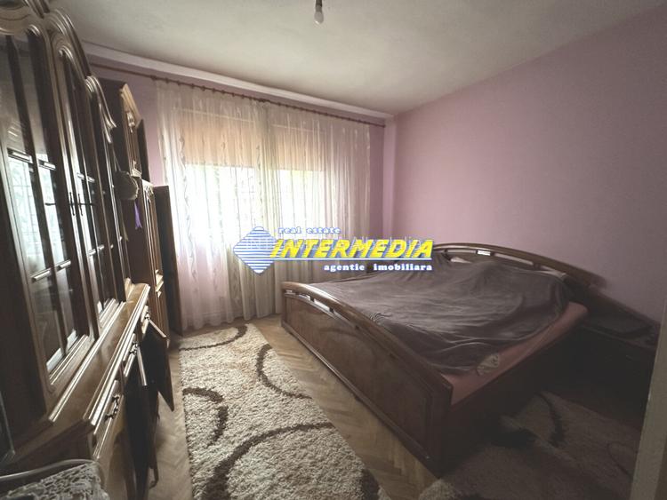 Proprietate 2 case curte pavata Teren 700 mp Hotel CETATE gard utilitati - 19