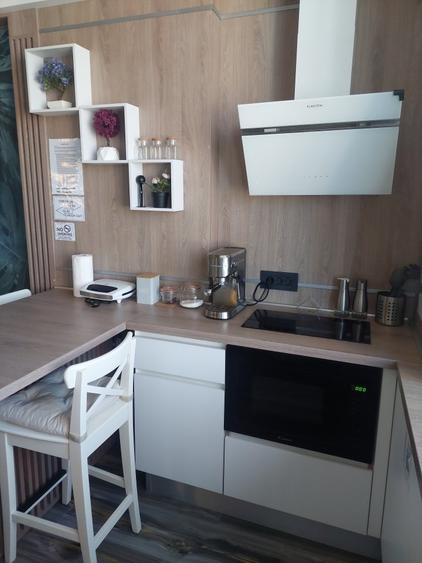 Stefan Buildind Resort - studio mobilat si utilat cu vedere la mare