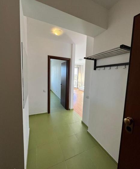 Iancu Nicolae : Apartament spatios cu 2 camere langa padure , view de exceptie !
