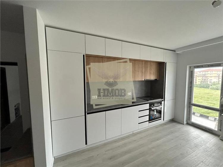 Apartament nou cu 3 camere balcon si parcare Doamna Stanca