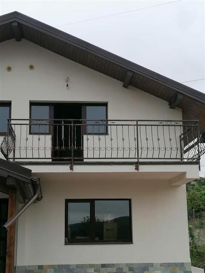 Casa /Vila de inchiriat Bucium - 850 euro
