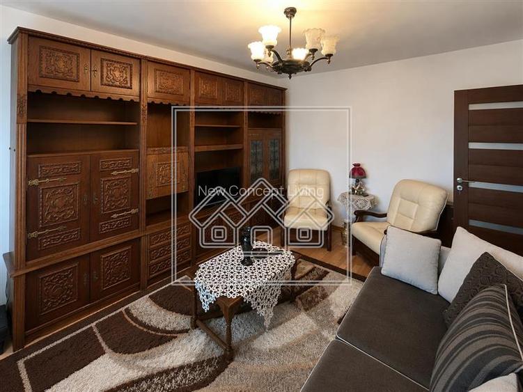 Ap decomandat, 4 camere, balcon - Zona Mihai Viteazu - 4