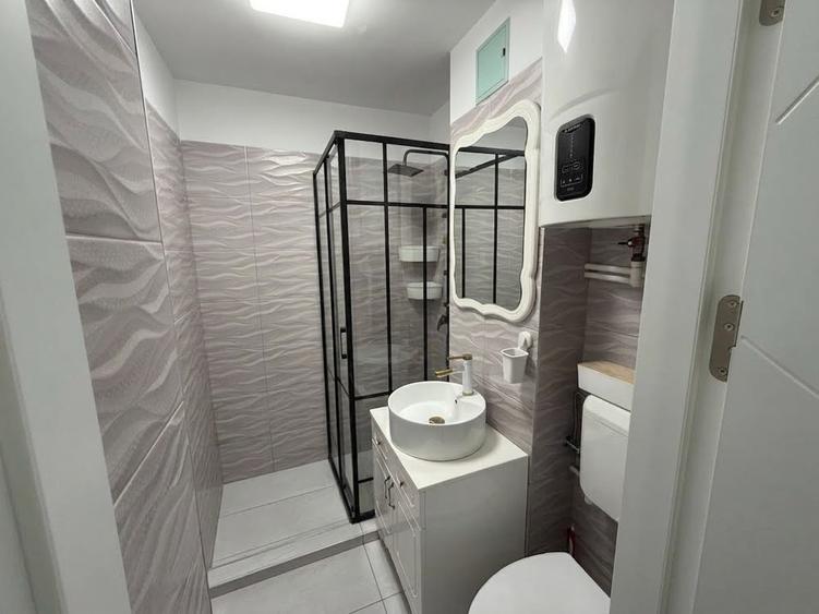 Vânzare Apartament 2 camere în Lujerului 7 min metrou Renovat